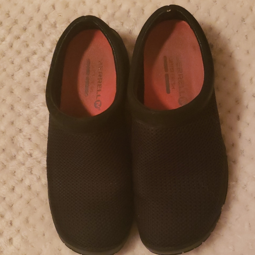 Merrell Clogs with lug sole